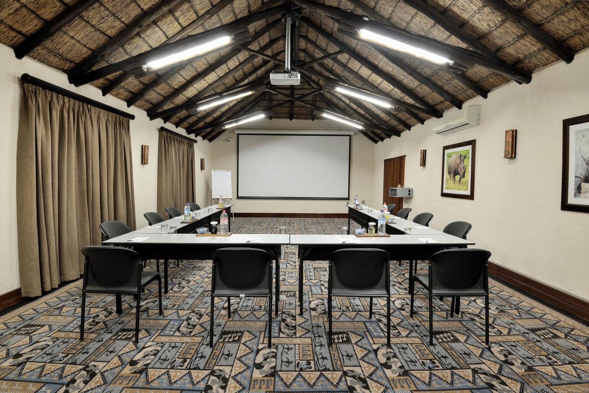 Kwa Maritane Lodge Лейдих Екстериор снимка