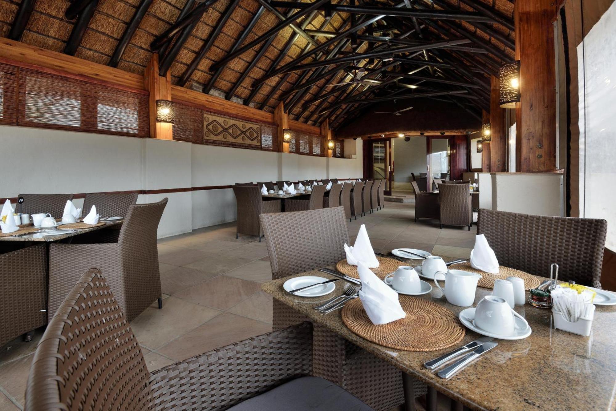 Kwa Maritane Lodge Лейдих Екстериор снимка