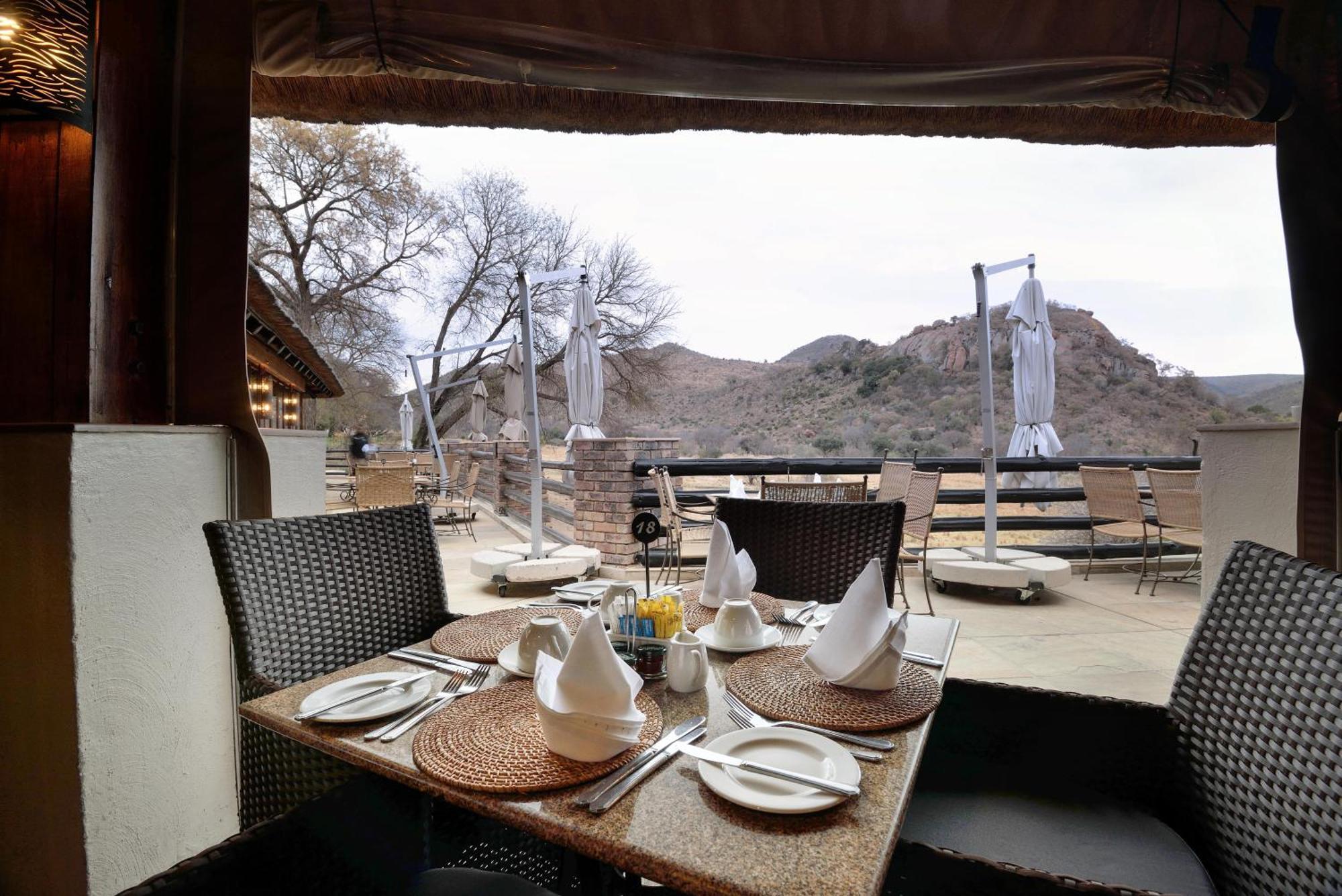 Kwa Maritane Lodge Лейдих Екстериор снимка
