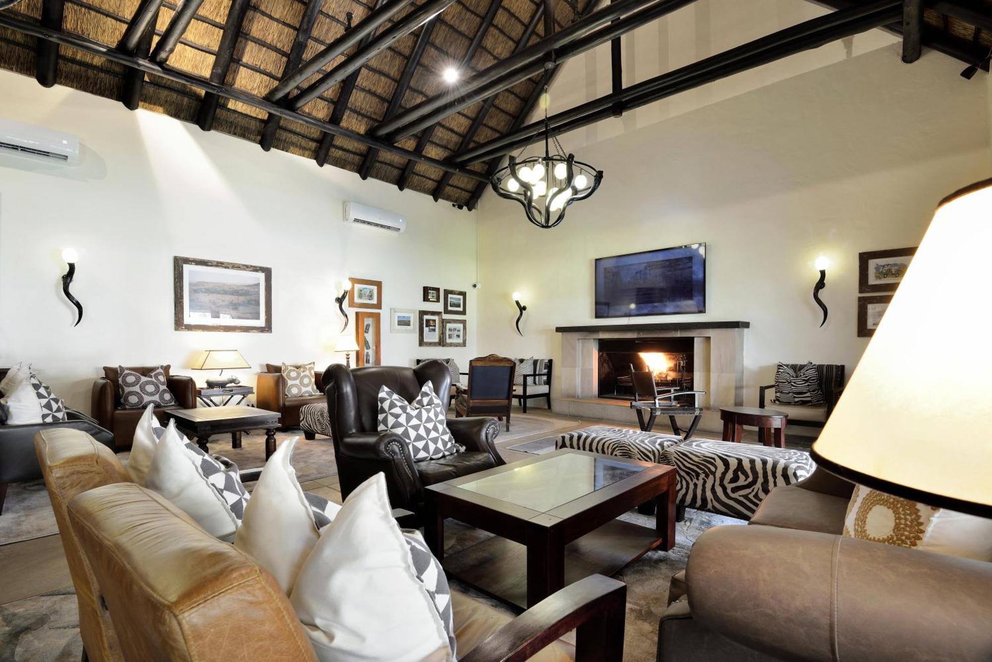 Kwa Maritane Lodge Лейдих Екстериор снимка